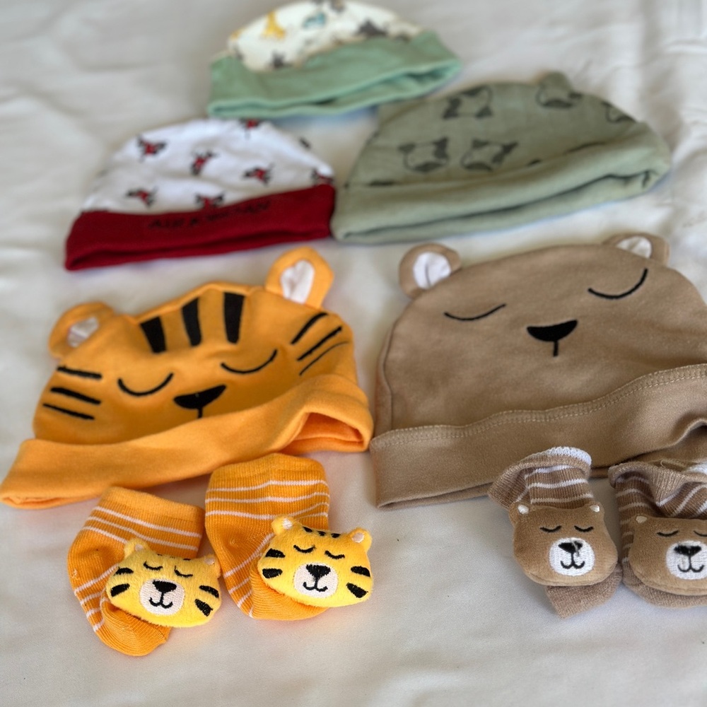 Adorable Animal Baby Hats and Socks Set